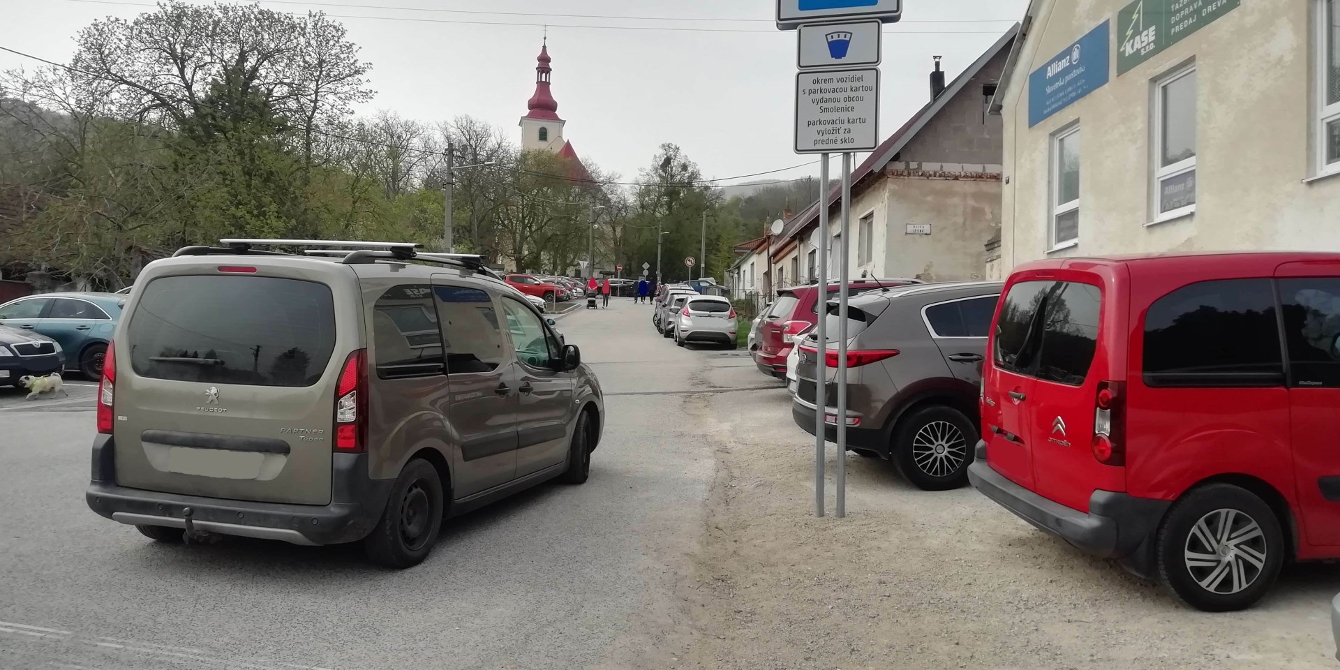 nesprávne parkovanie - 01.apríl 2024